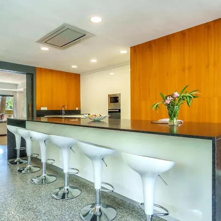 Diagonal By Interhome Villa *