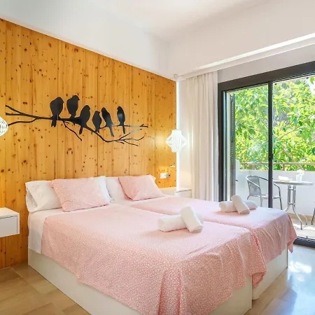 Diagonal By Interhome