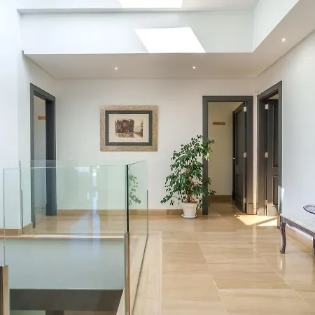 Diagonal By Interhome